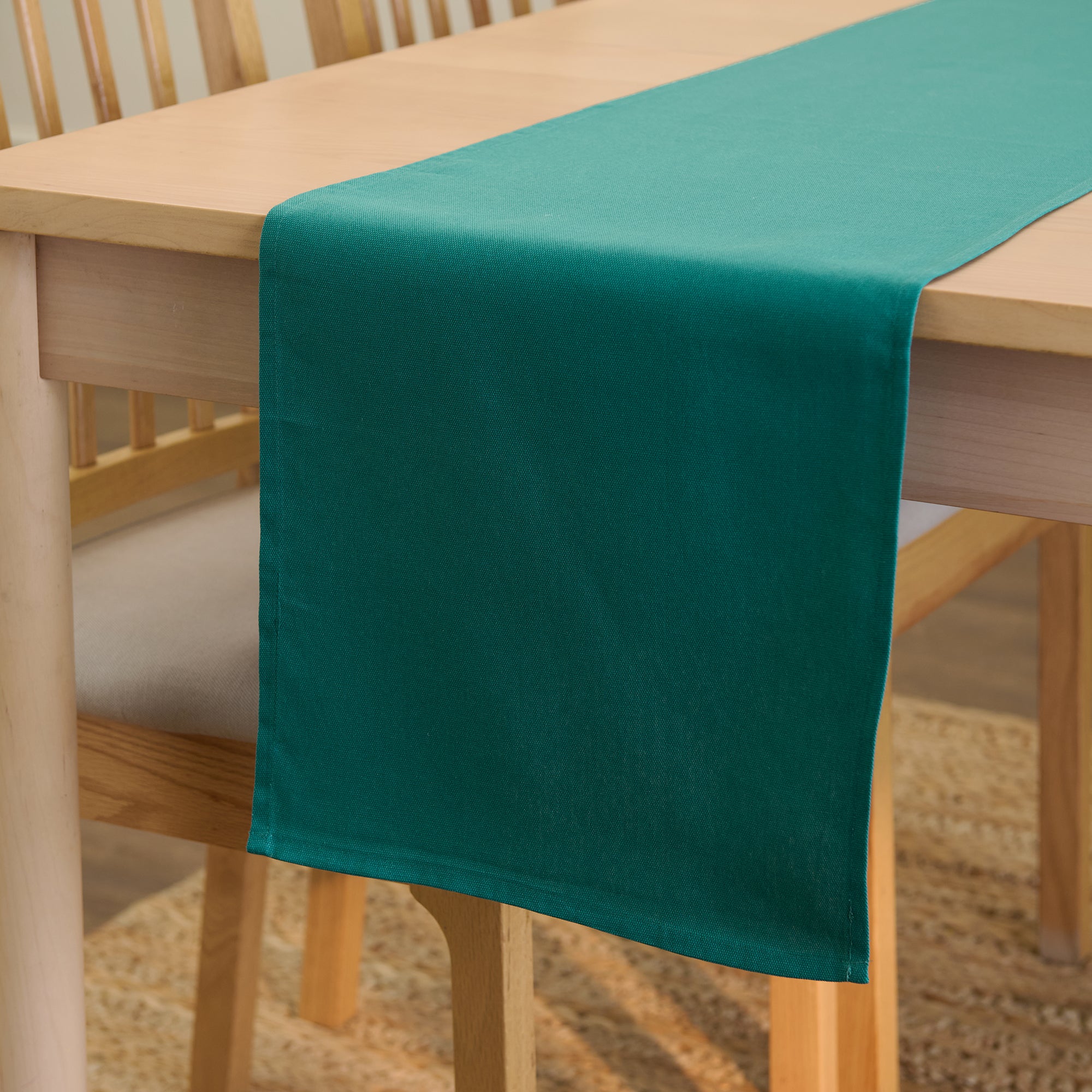 Cotton Emerald Table Runner (Pack of 1)