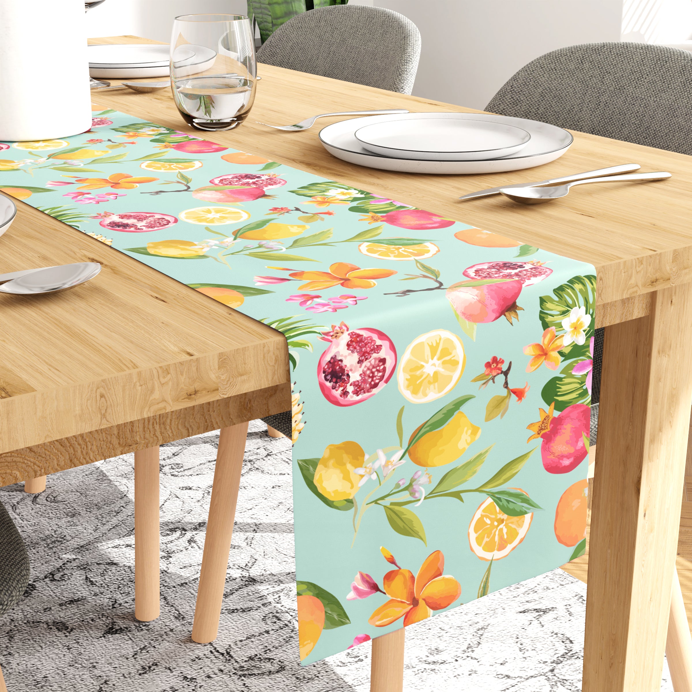 Water Repellent Polyester Pineapple Table Runner (Pack of 1)