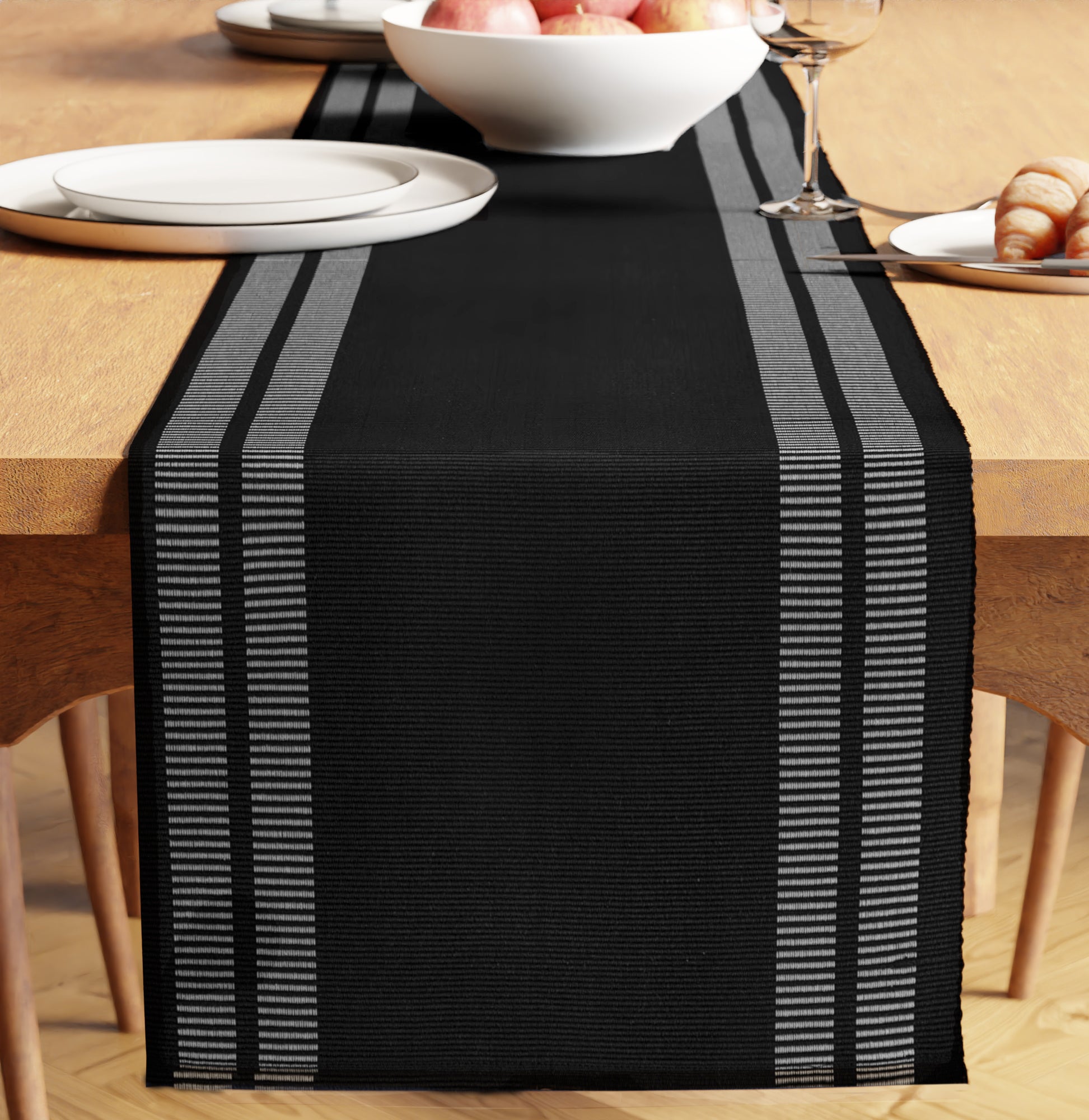 Cotton Coral & Off White Table Runner (Pack of 1)