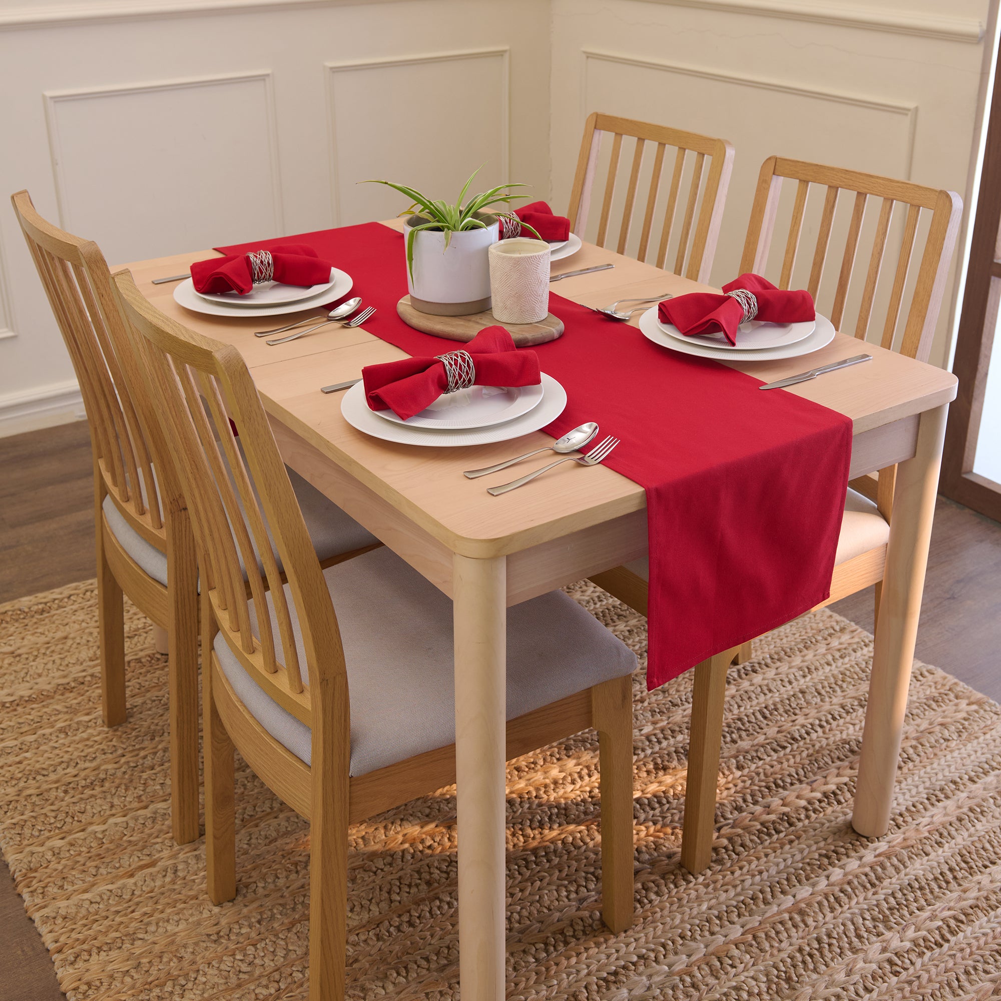 Cotton Deep Red Table Runner (Pack of 1)
