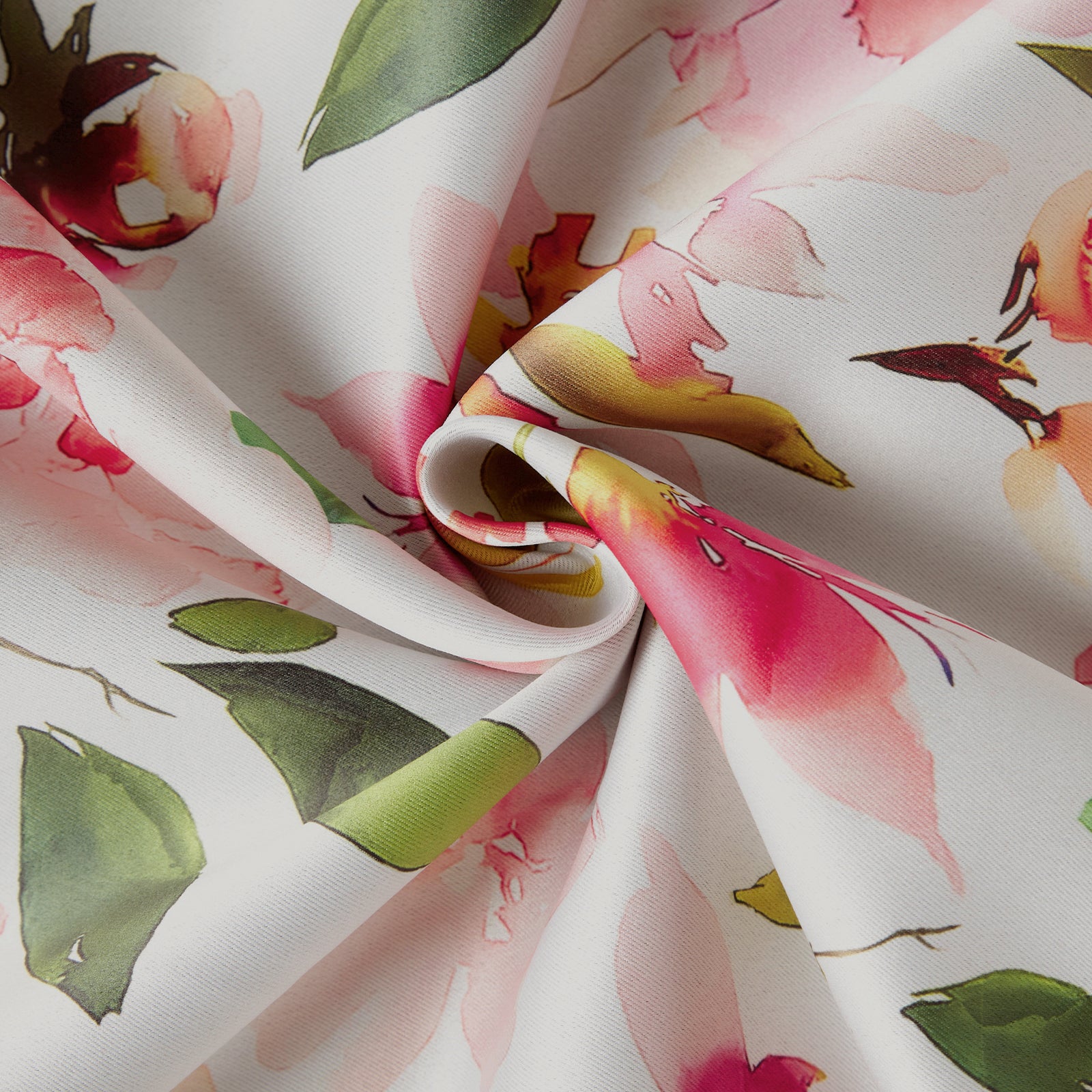 Blackout Polyester Fabric - by The Meter - 100 x 117 cm - Floral Digital Print - Blocks Light, Sound & Heat - Perfect for Blackout Blinds, Door Curtains, Window