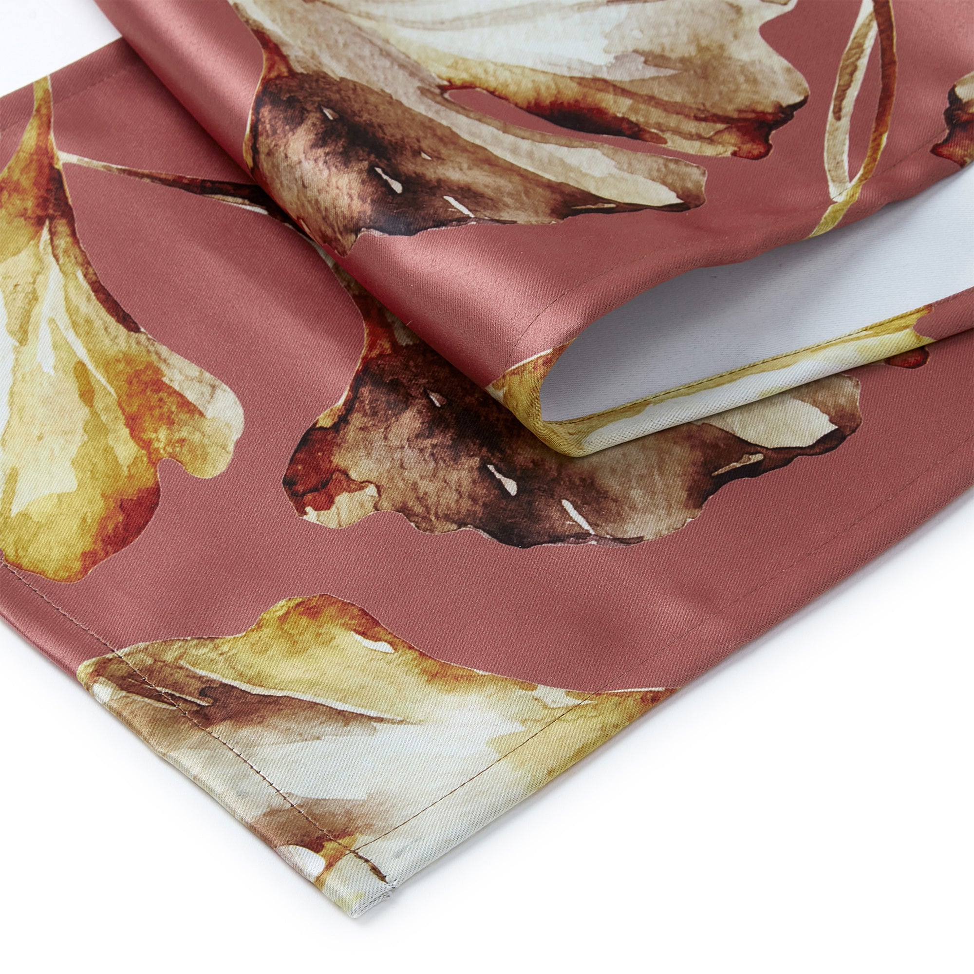 Blackout Polyester Gingko Plum Table Runner (Pack of 1)