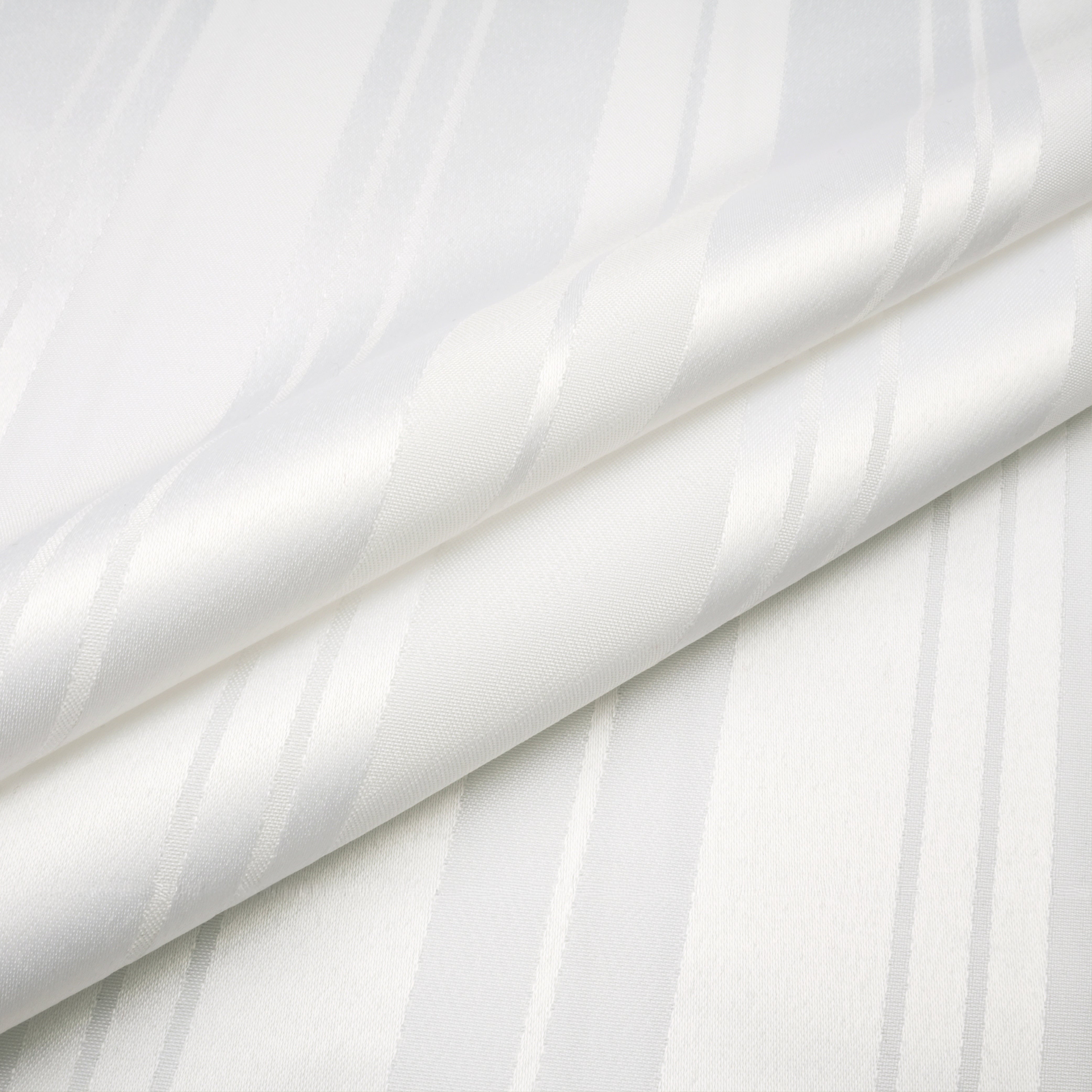 Polyester Stripe White Shower Curtain (Pack of 1)