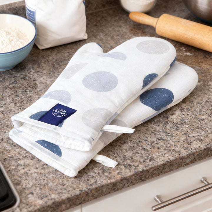 20s Sheeting Blue Moon Oven Gloves (Pack of 2)