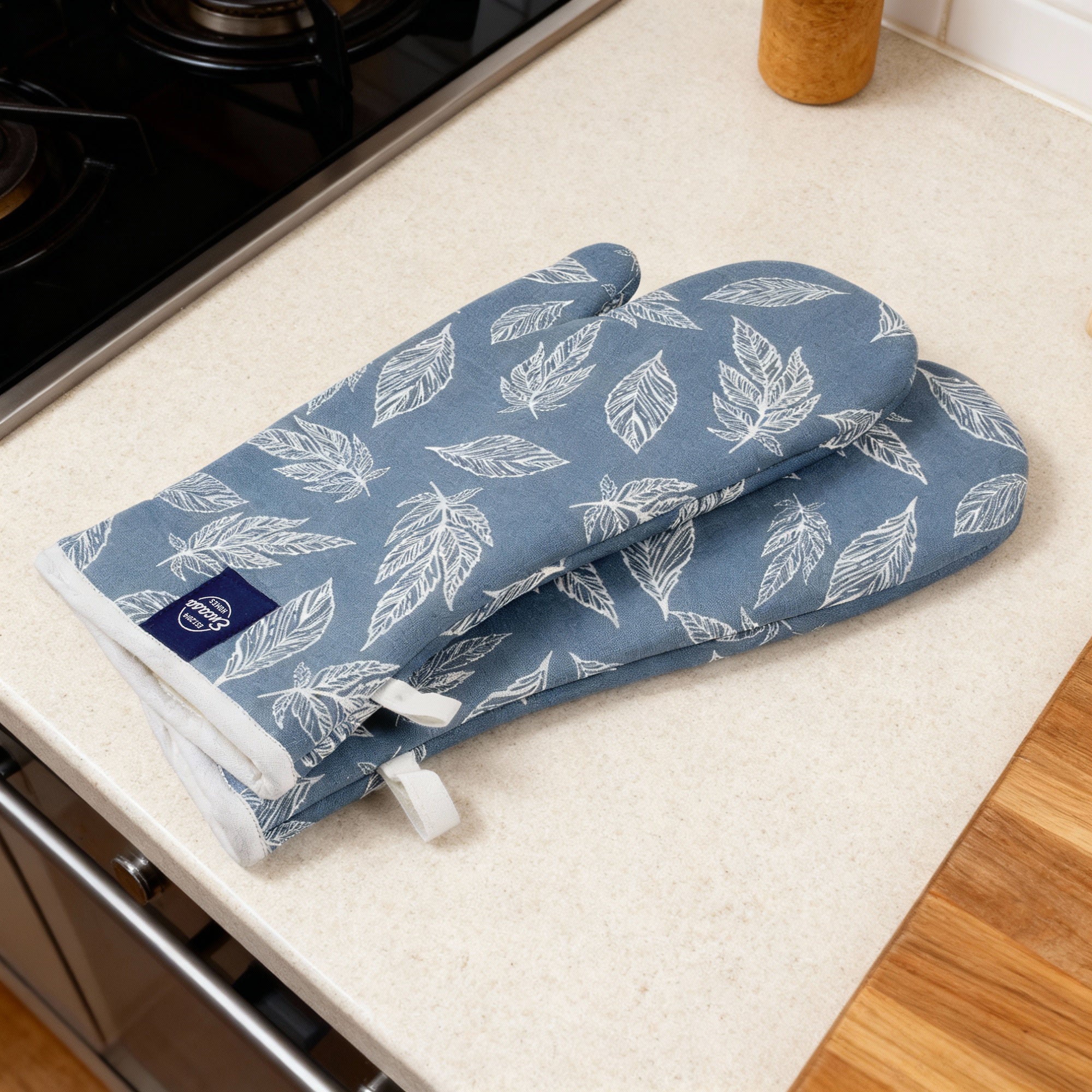 20s Sheeting Big Leaf Blue Oven Gloves (Pack of 2)