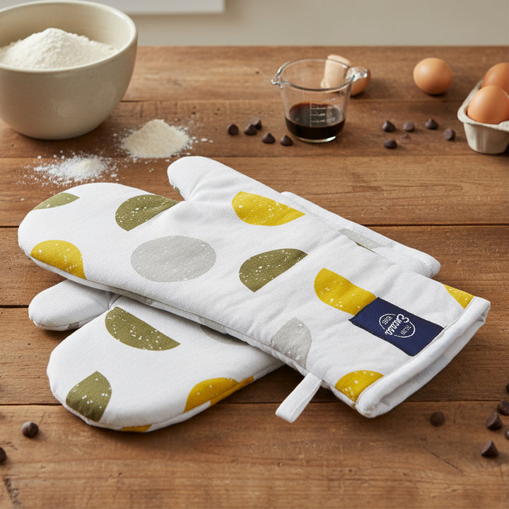 20s Sheeting Yellow Moon Oven Gloves (Pack of 2)