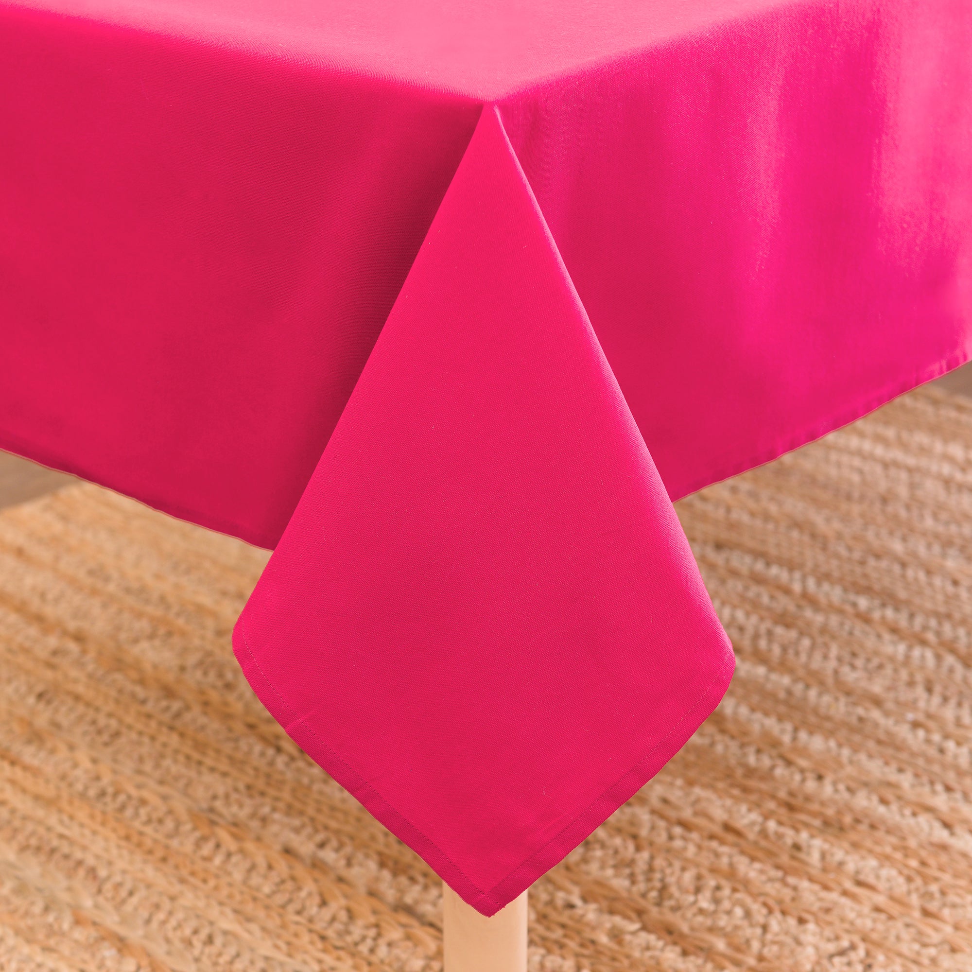 Cotton Hot Pink Table Cloth (Pack of 1)