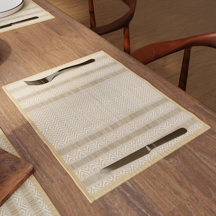 Madur Kathi Beige Table Runner+Placemat (Pack of 7)