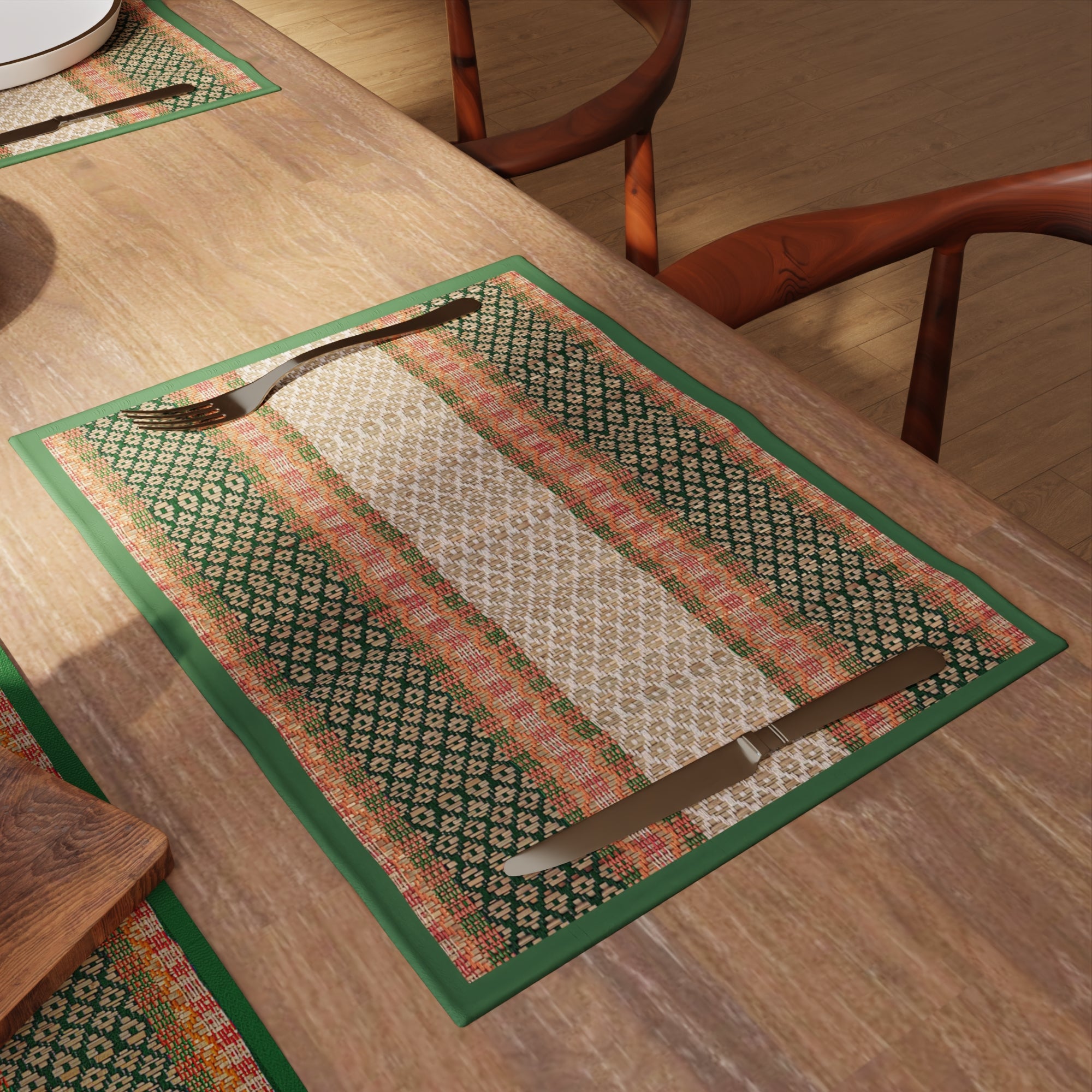 Madur Kathi Green Table Runner+Placemat (Pack of 7)