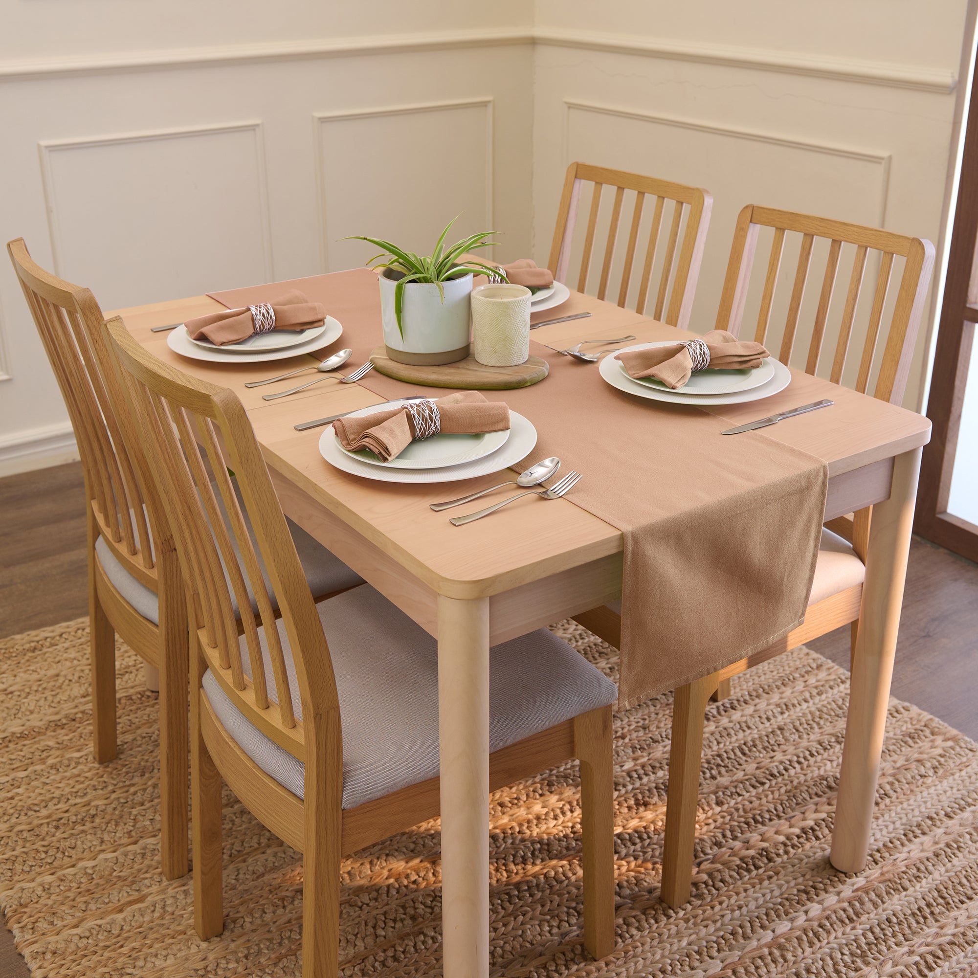 Cotton Tan Table Runner (Pack of 1)