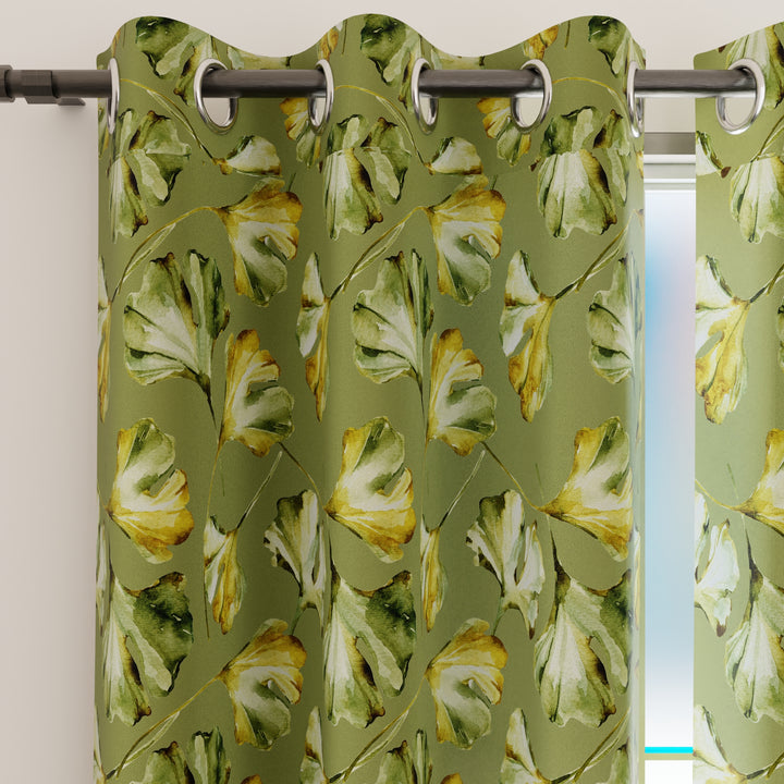 Blackout Polyester Gingko Green Curtain (Pack of 2)