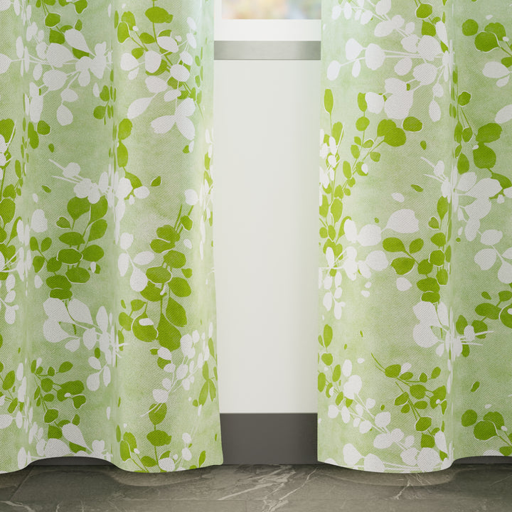 Blackout Polyester L2 Green Curtain (Pack of 2)