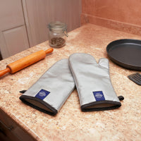 20s Sheeting - Silver Oven Gloves (Pack of 2)