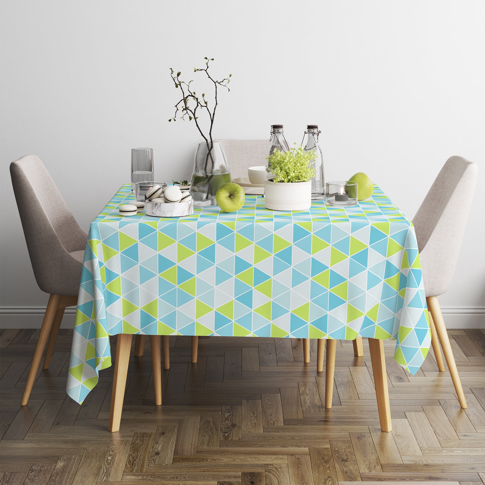 Polyester Big Triangles Aqua Table Cloth (Pack of 1)