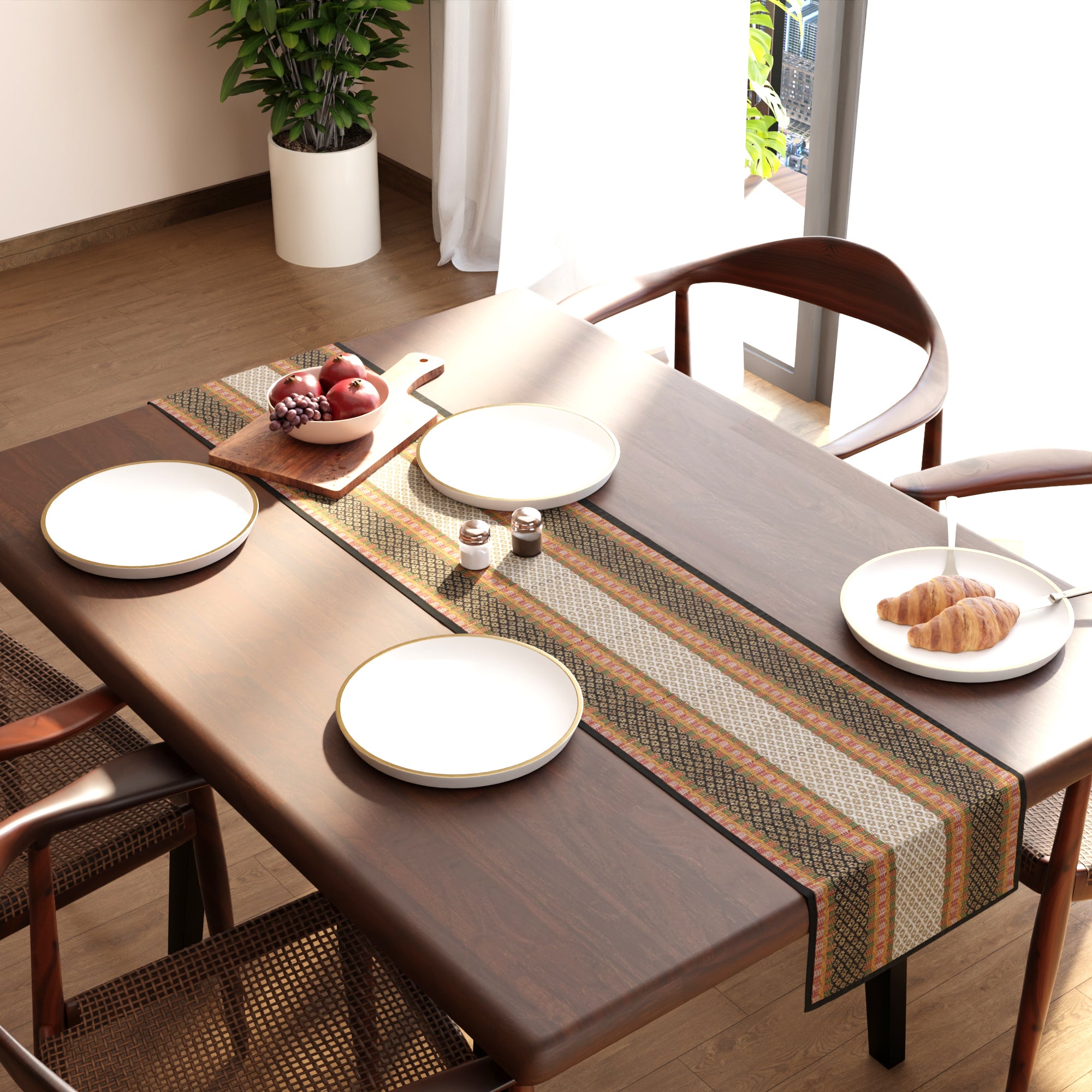 Madur Kathi Black Table Runner (Pack of 1)