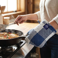 Cotton Buffalo Blue Checks Oven Glove & Pot Holder