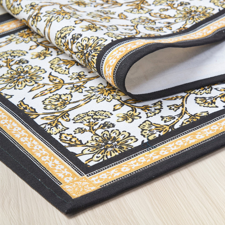 Cotton Yellow-02 Table Runner (Pack of 1)