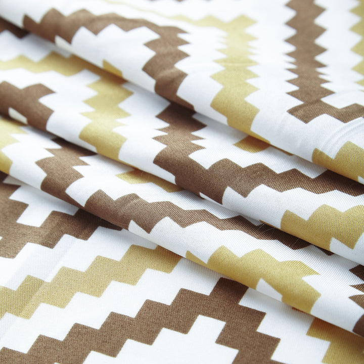 Polyester Chevron Table Cloth (Pack of 1)