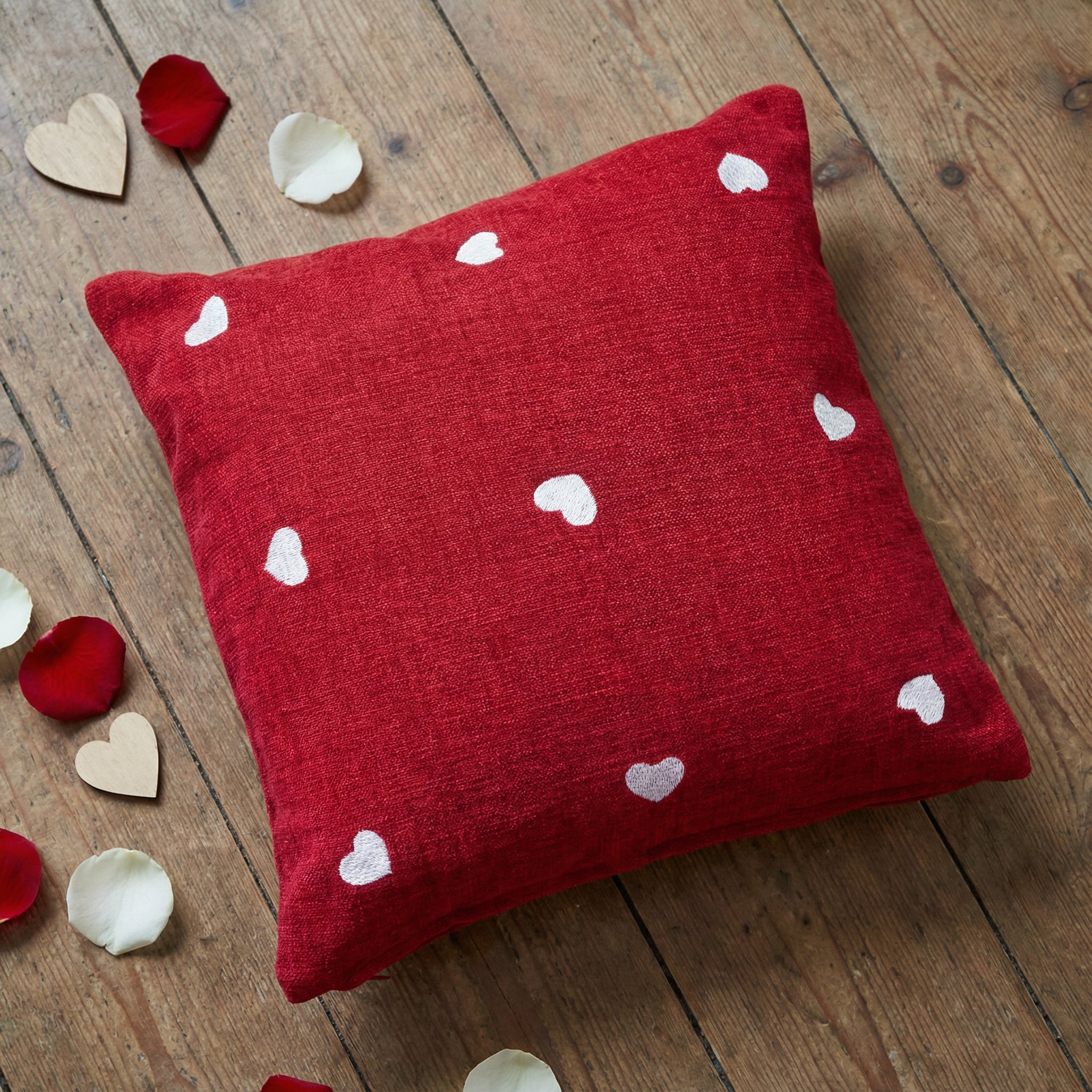 Red Heart - Natural Cushion Cover
