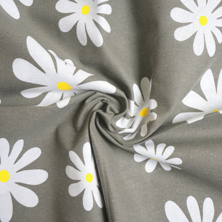 Cotton Daisy Grey Table Cloth (Pack of 1)