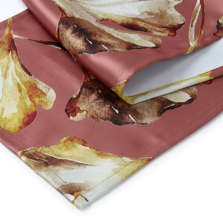 Blackout Polyester Gingko Plum Table Runner (Pack of 1)