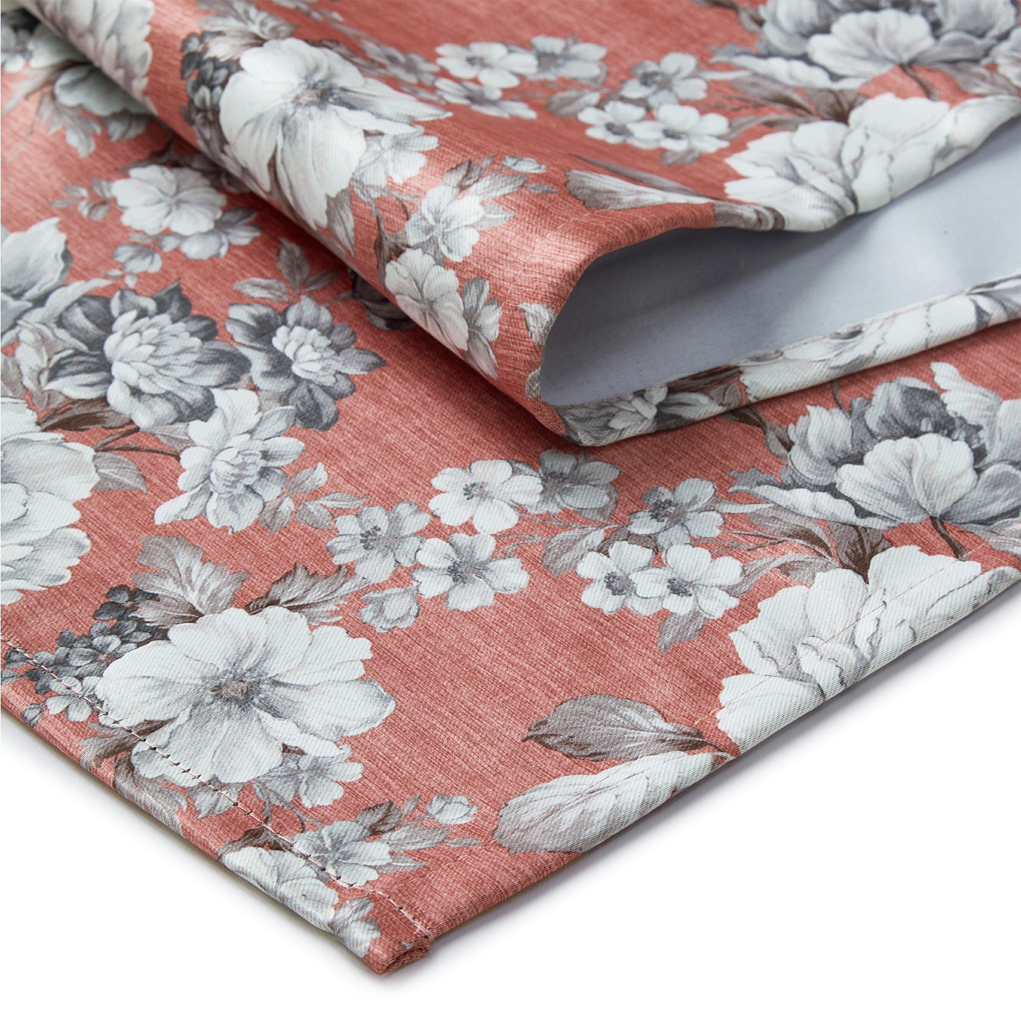 Blackout Polyester F4 English Rose Table Runner
