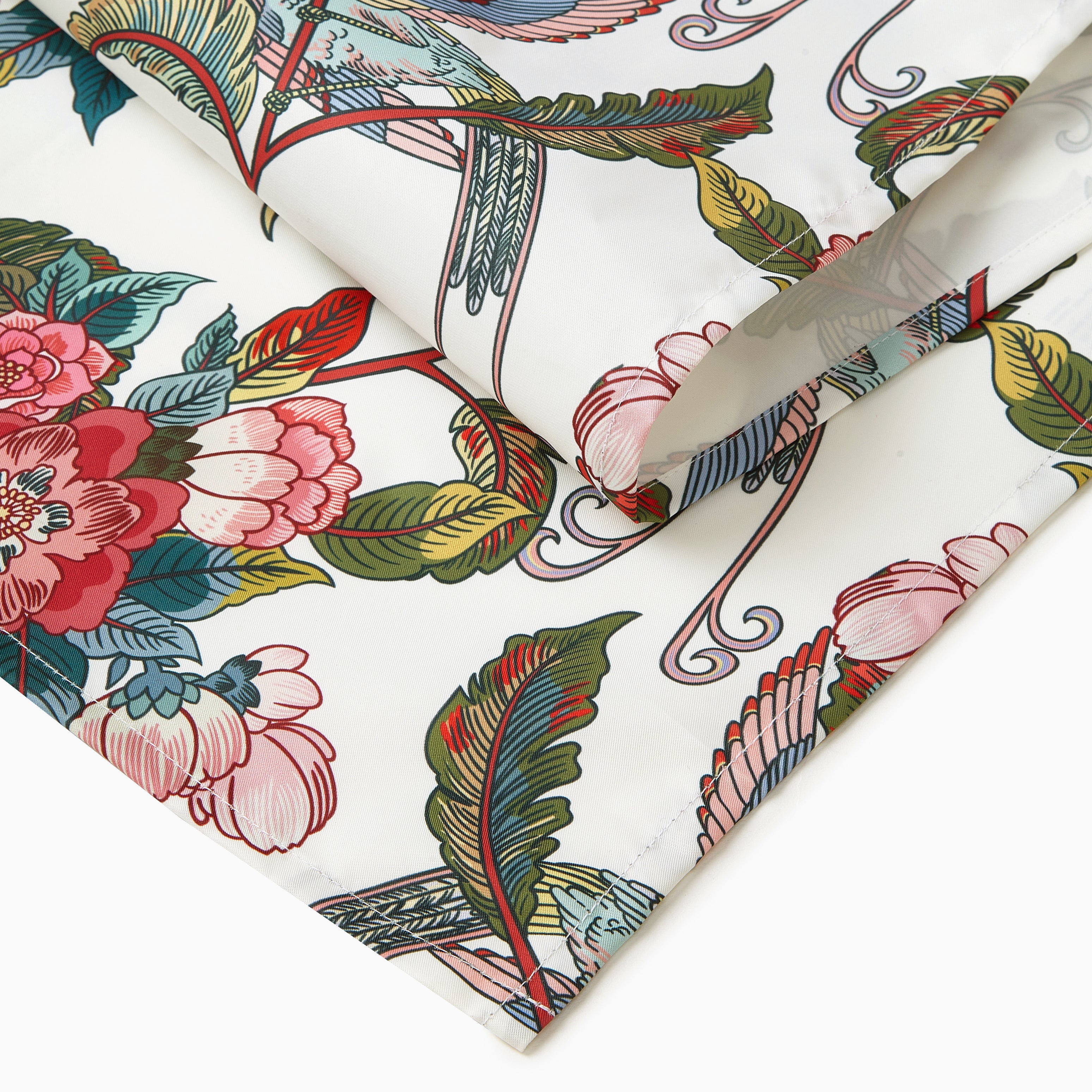 Water Repellent Polyester Chintz Red Table Runner