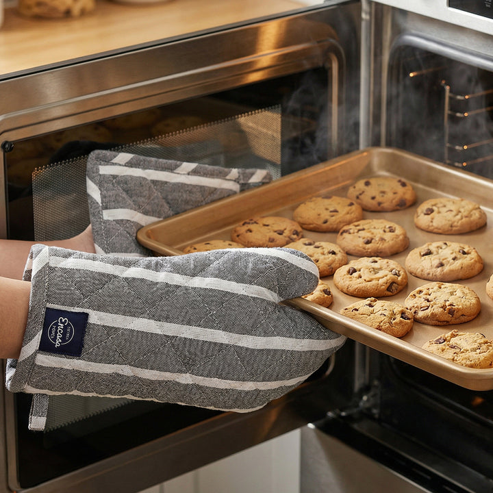 Cotton Roma Grey Stripes Oven Glove & Pot Holder