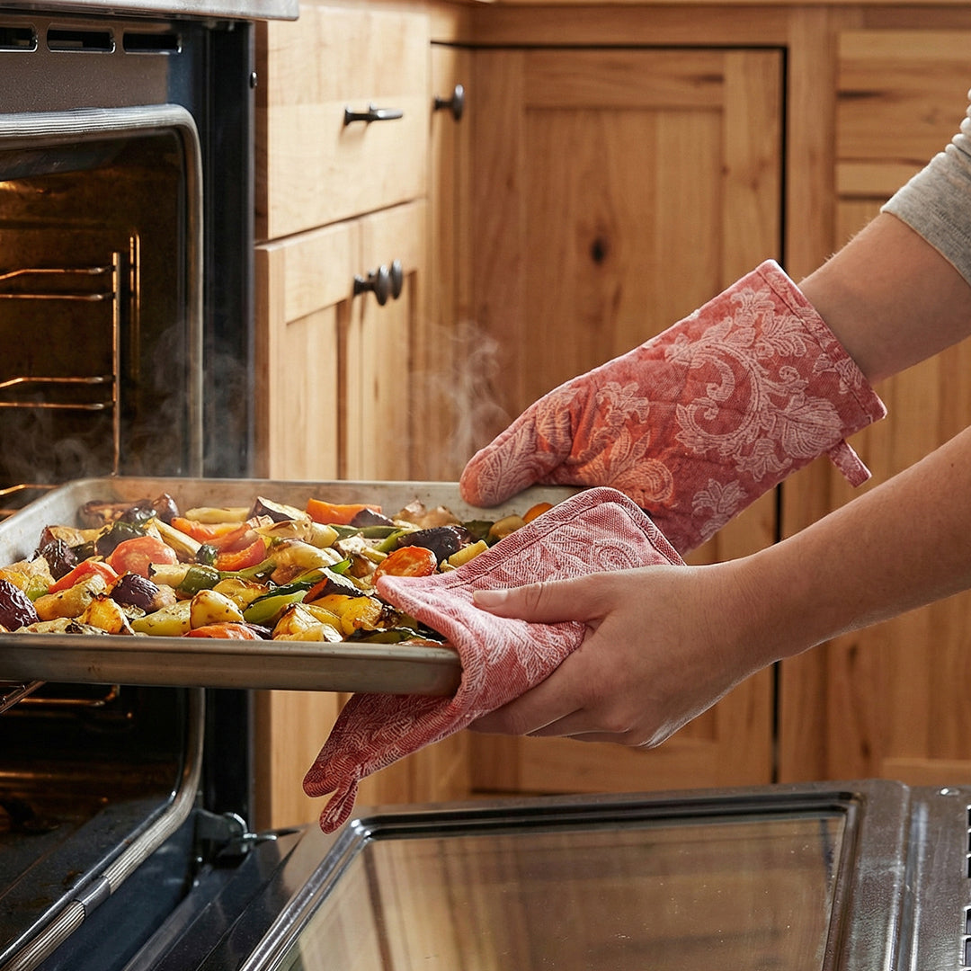 Cotton Floral Red Oven Glove & Pot Holder